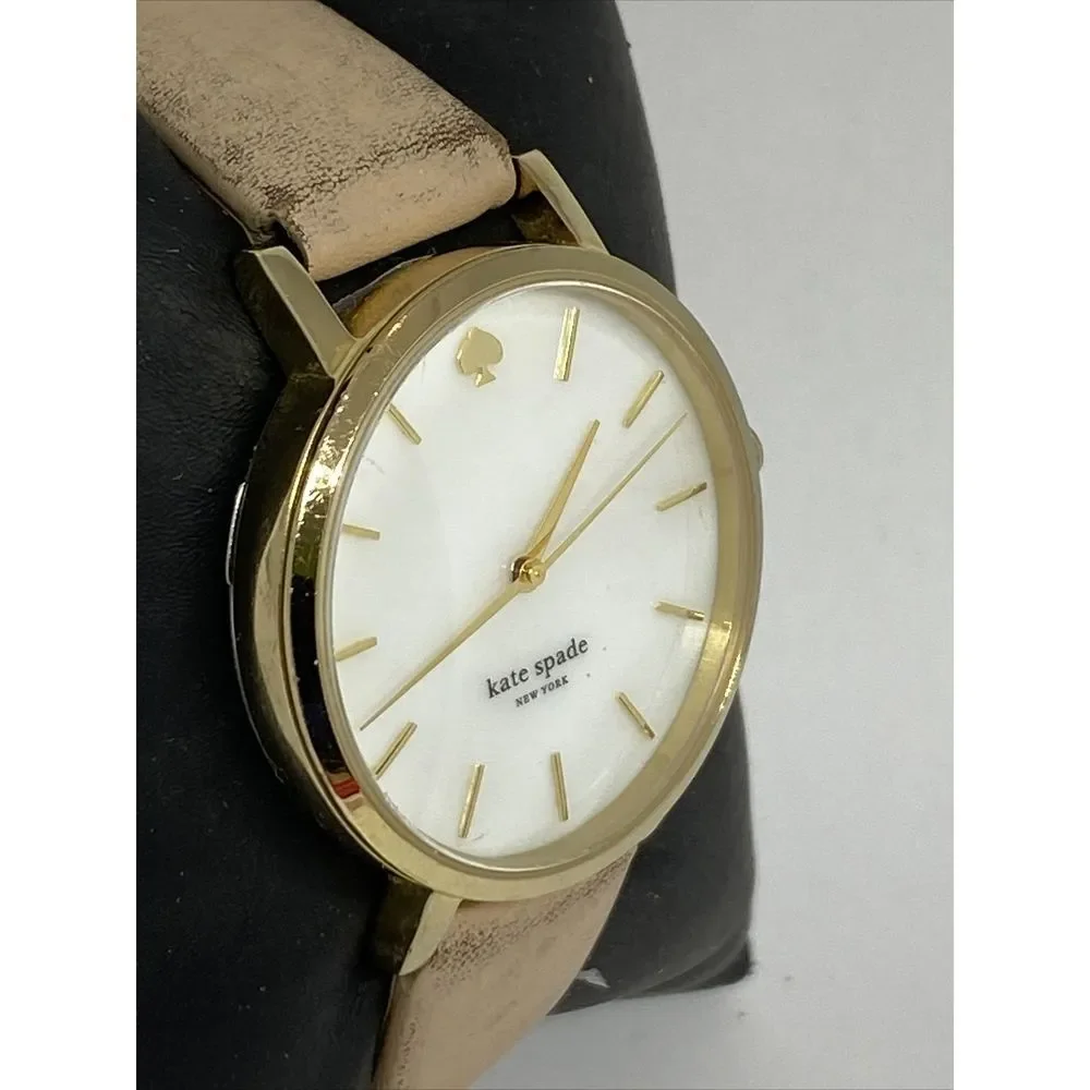 Kate Spade 0005 Women's Sand Leather Analog White Dial Quartz Wrist Watch BP713